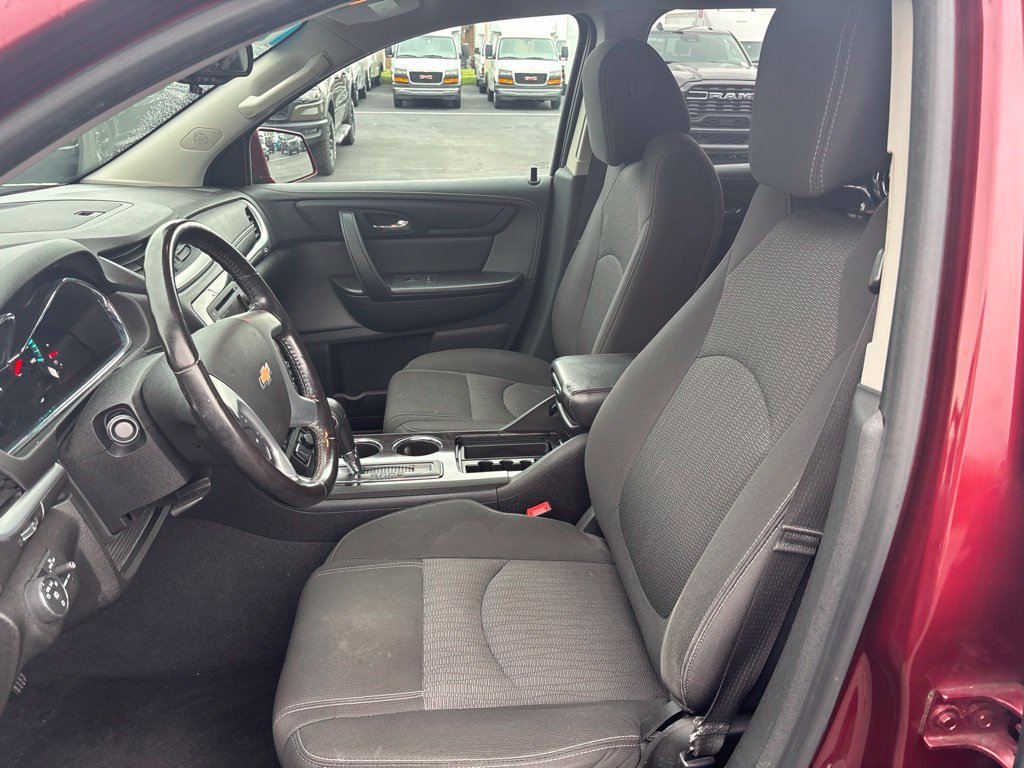 Used 2017 Chevrolet Traverse LT FWD image 23