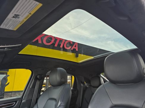 Used 2020 Porsche Cayenne Turbo AWD/4WD image 21