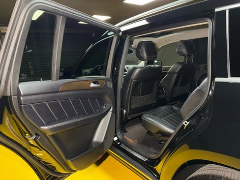 Used 2016 Mercedes-Benz GL 450 4MATIC w/ Premium I Package image 20