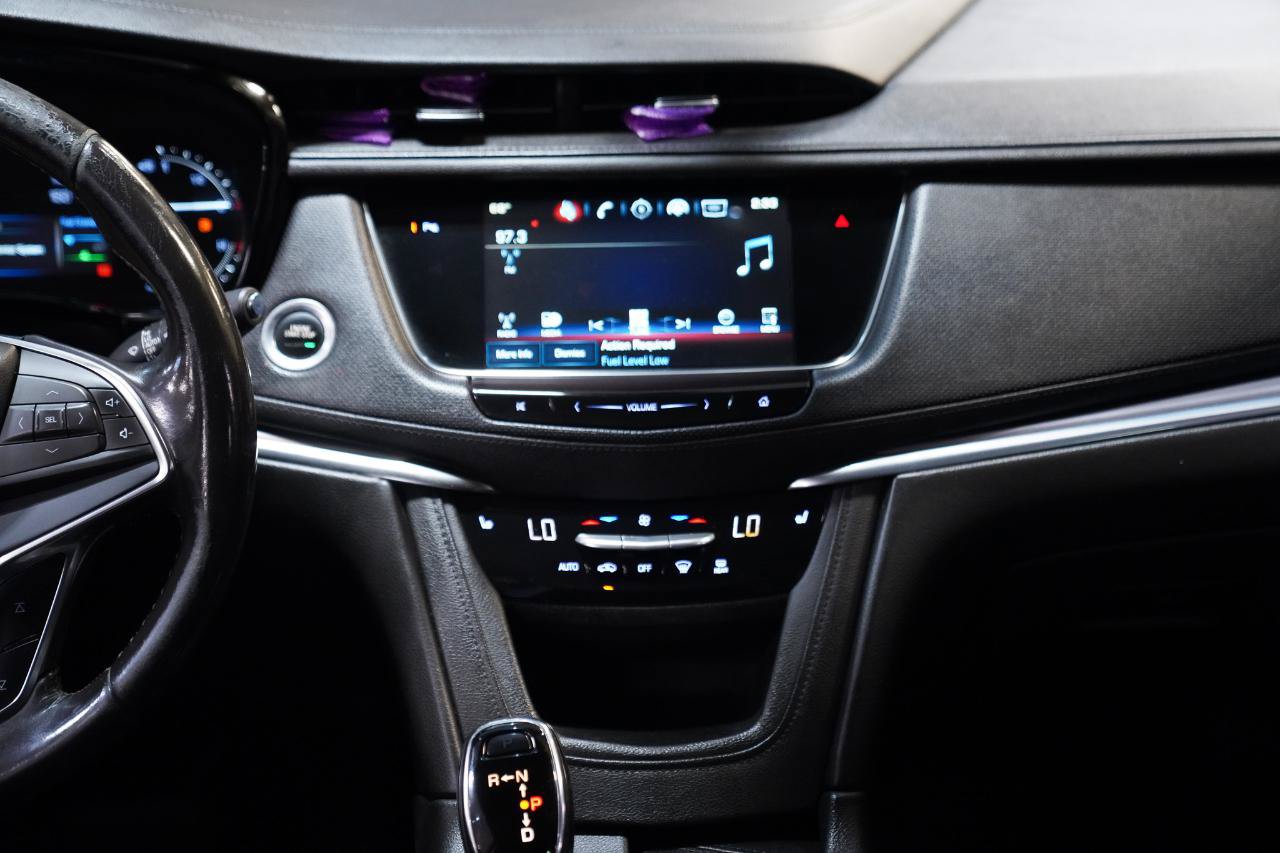Used 2018 Cadillac XT5 Luxury w/ LPO, Black Ice Package FWD image 28
