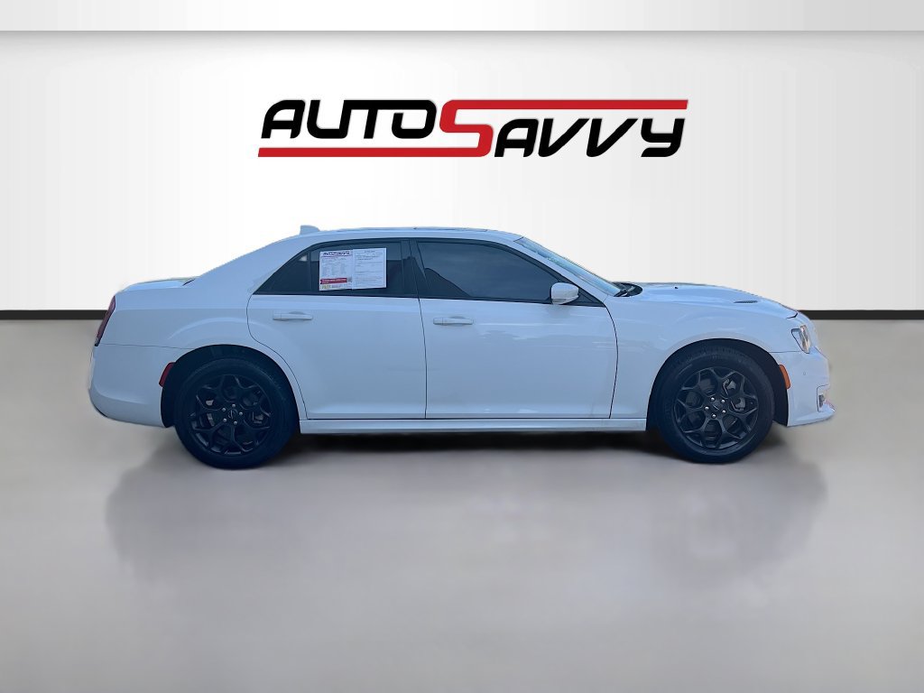 Used 2023 Chrysler 300 Touring L w/ Popular Equipment Group AWD/4WD image 8
