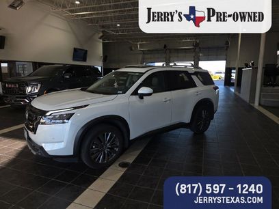 Used 2025 Nissan Pathfinder SL w/ SL Premium Package