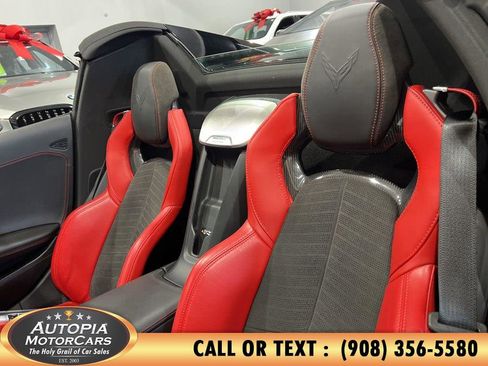 Used 2025 Chevrolet Corvette Z06 RWD image 10
