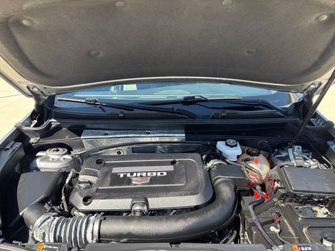 Used 2023 Cadillac XT4 Premium Luxury image 21