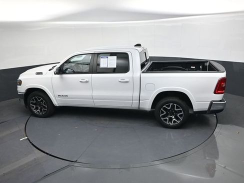 Used 2025 RAM 1500 Laramie image 27