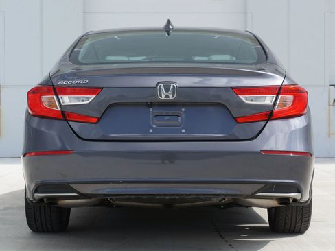 Used 2019 Honda Accord LX image 12