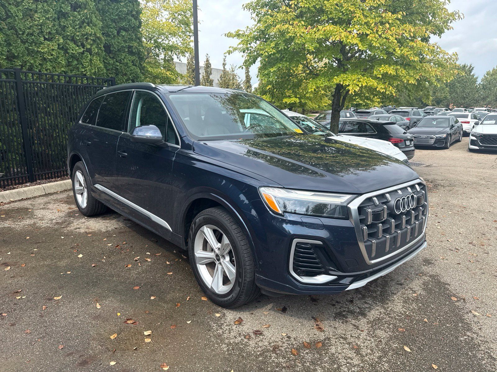 Used 2025 Audi Q7 2.0T Premium w/ Convenience Package AWD/4WD image 6