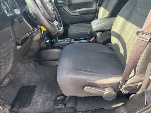 Used 2016 Jeep Wrangler Unlimited Sport w/ Quick Order Package 24S image 15