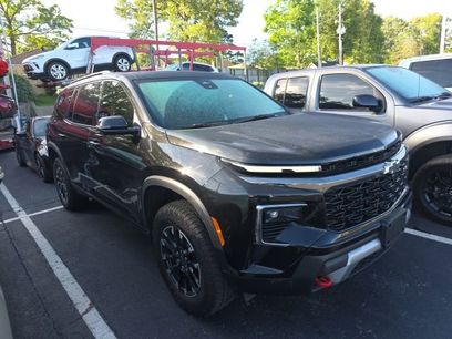 Used 2024 Chevrolet Traverse Z71