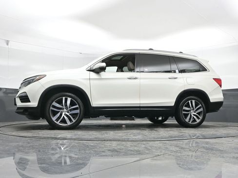Used 2016 Honda Pilot Touring image 50