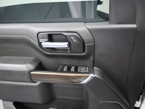 Used 2021 Chevrolet Silverado 1500 LT w/ All Star Edition Plus image 11