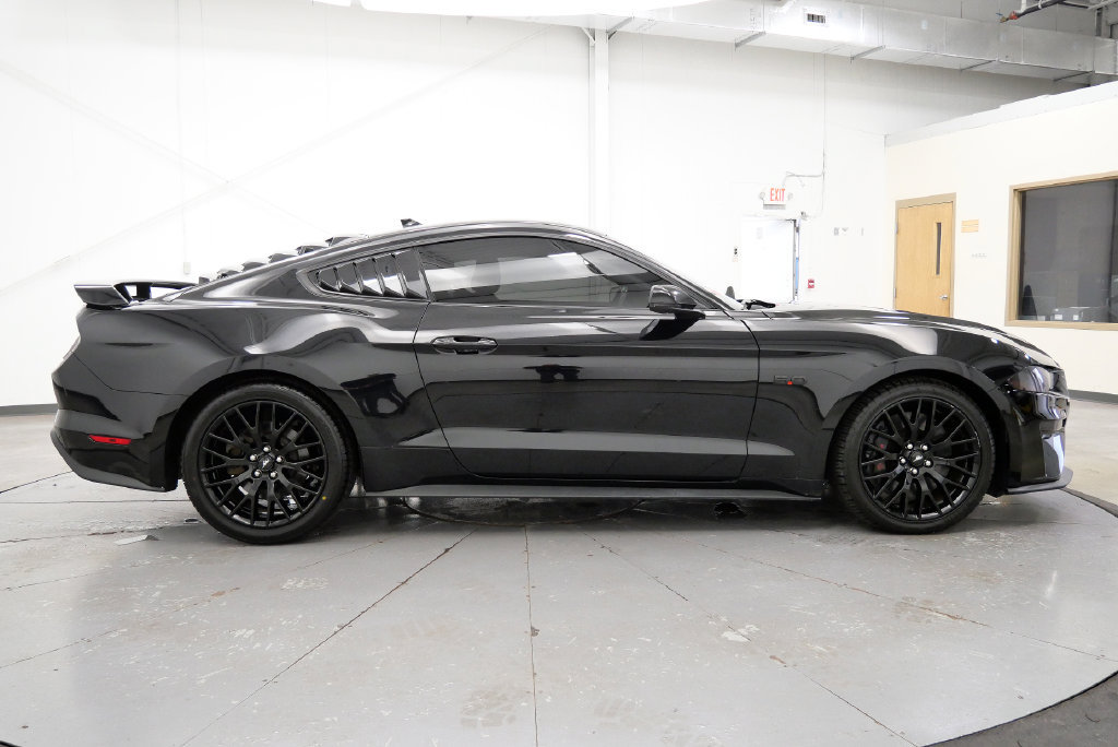 Used 2022 Ford Mustang GT Premium w/ GT Performance Package RWD image 9