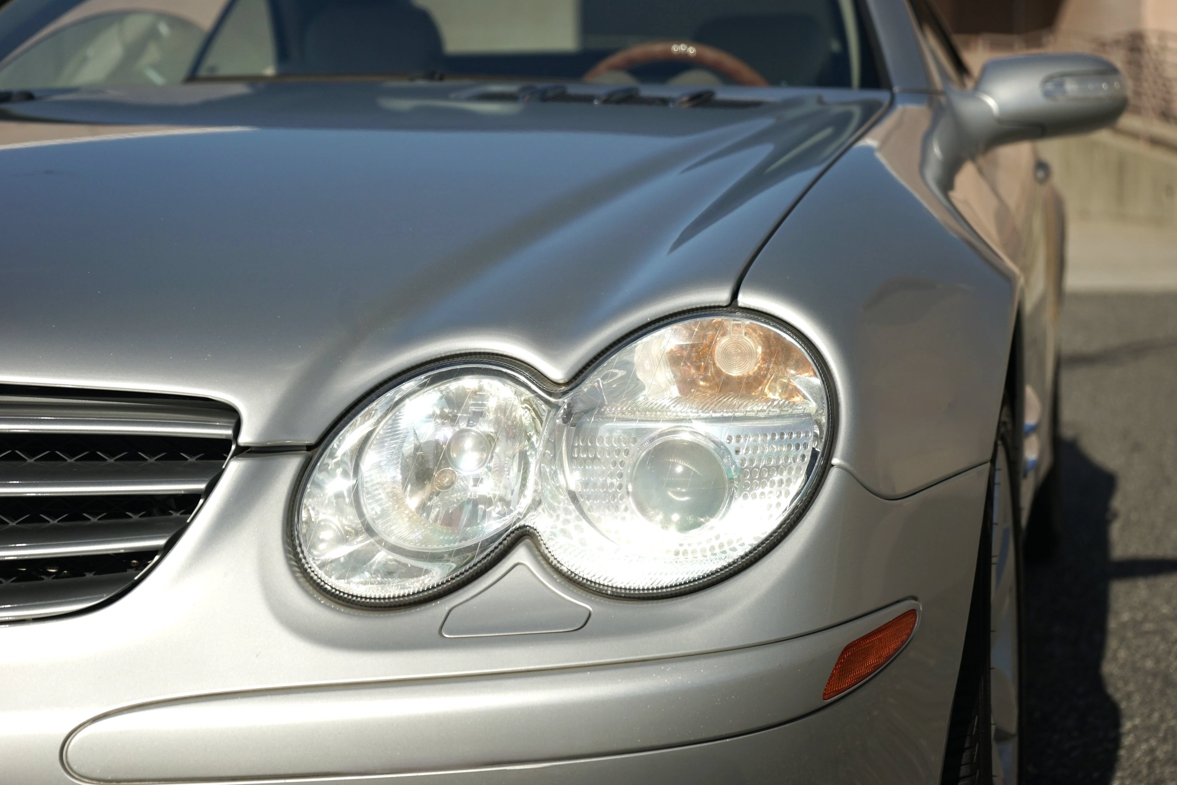 Used 2004 Mercedes-Benz SL 500 image 12