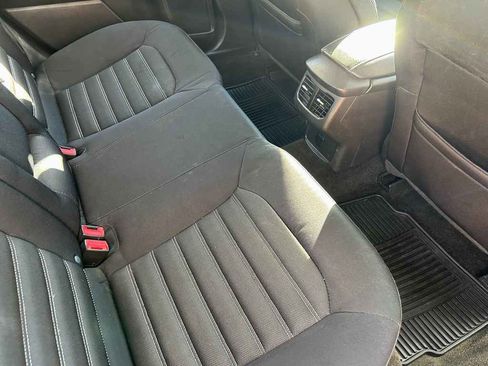 Used 2015 Ford Fusion SE image 14