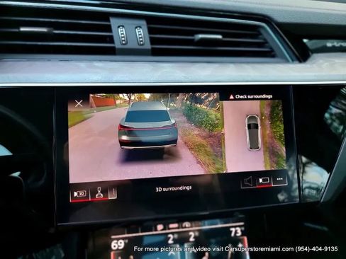 Used 2021 Audi e-tron Premium Plus w/ Premium Plus Package image 68