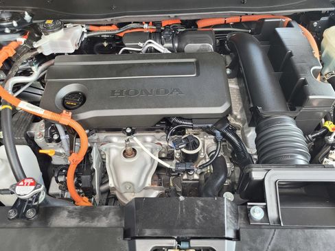 Used 2025 Honda CR-V Sport image 28