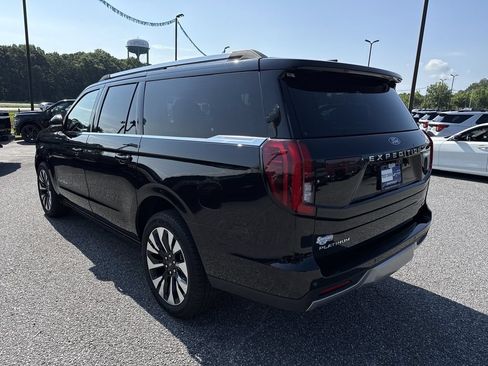 Used 2025 Ford Expedition Max Platinum w/ Driver's Package AWD/4WD image 5