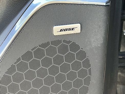 Used 2016 Cadillac Escalade Premium image 28