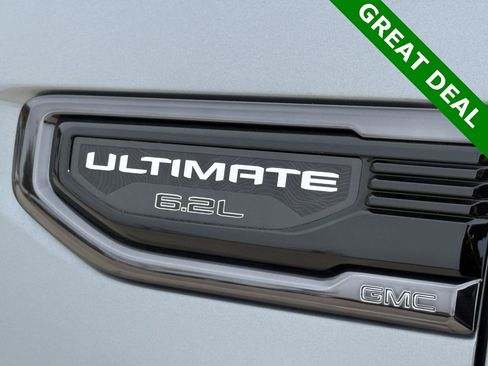Used 2024 GMC Sierra 1500 Denali Ultimate image 10