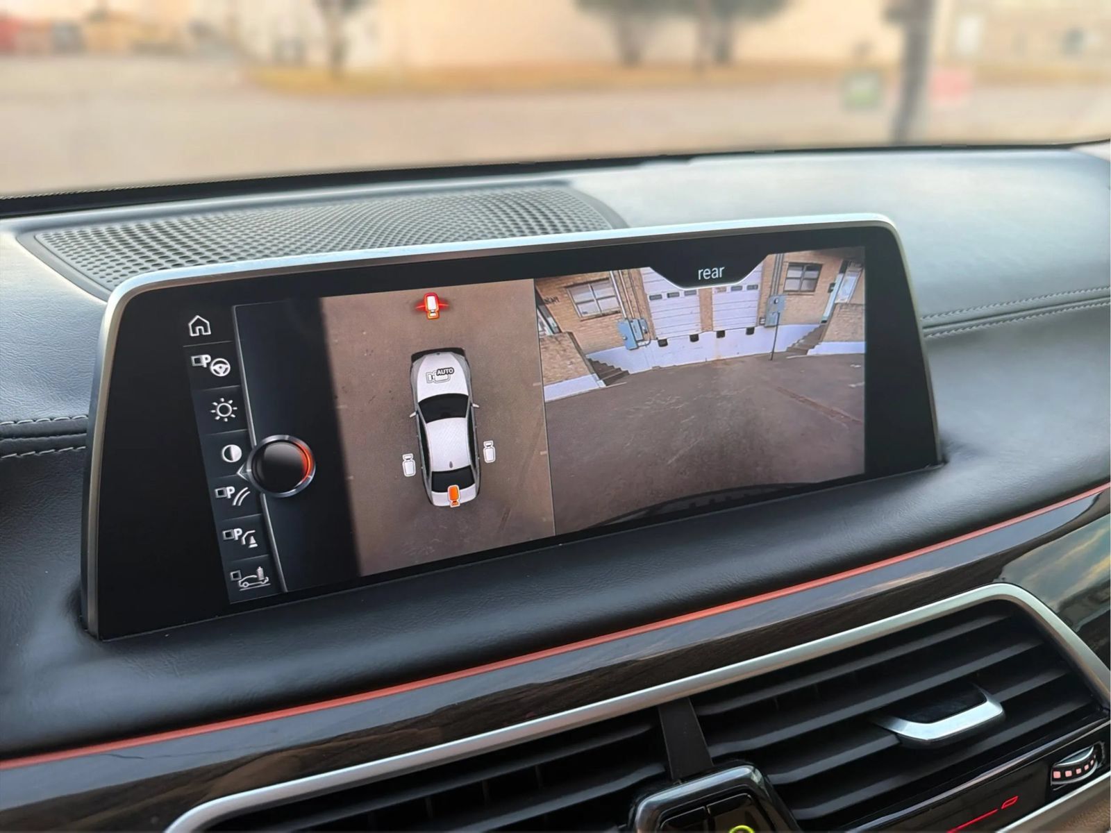 Used 2017 BMW 740i xDrive AWD/4WD image 35