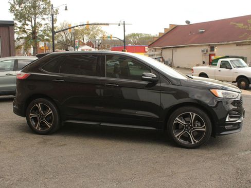 Used 2019 Ford Edge ST w/ Equipment Group 401A image 10