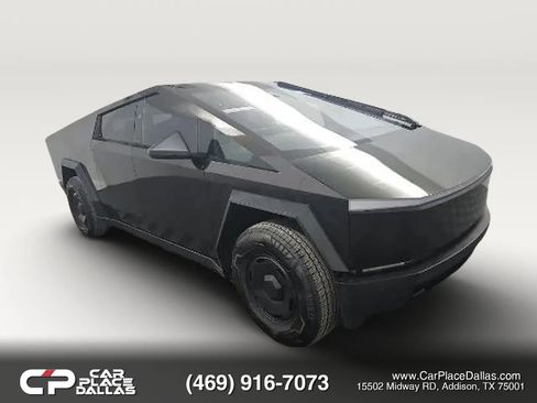 Used 2025 Tesla Cybertruck 2WD Crew Cab image 1
