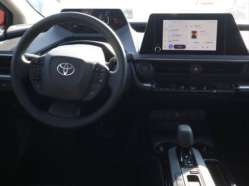 Certified 2024 Toyota Prius LE FWD image 8