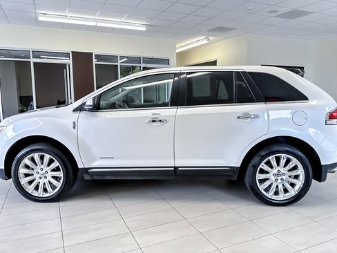 Used 2013 Lincoln MKX AWD image 7