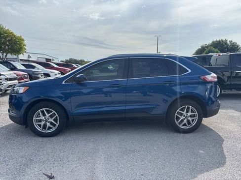 Used 2023 Ford Edge SEL w/ Convenience Package AWD/4WD image 8