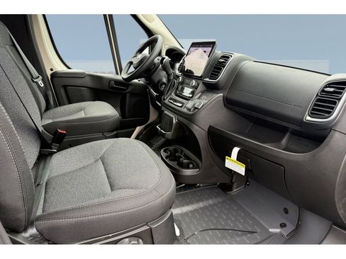 New 2025 RAM ProMaster 3500 w/ Quick Order Package 22G SLT image 12