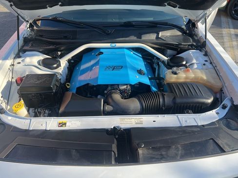 Used 2013 Dodge Challenger R/T image 11