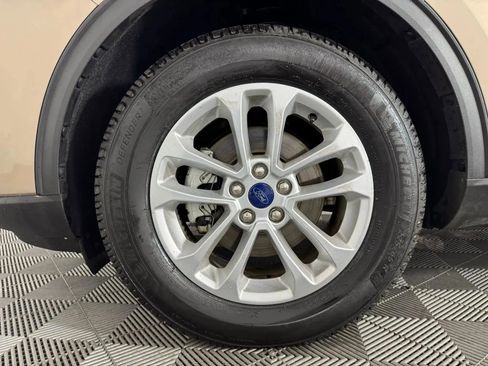 Used 2020 Ford Escape SE image 43