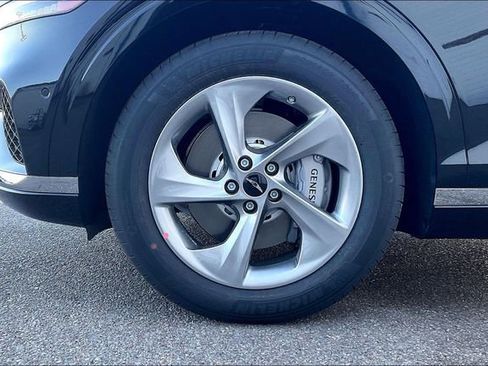 New 2026 Genesis GV70 2.5T Advanced image 12