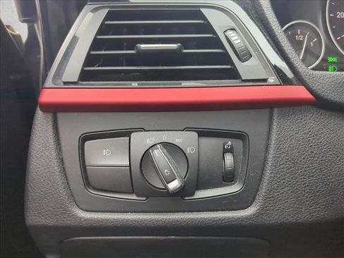 Used 2014 BMW 328i xDrive Sedan image 18