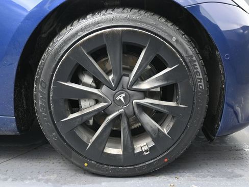 Used 2022 Tesla Model 3 image 13