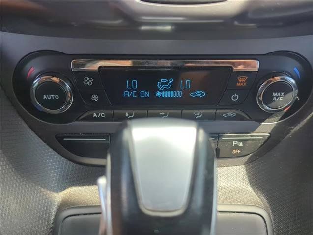 Used 2015 Ford Transit Connect XLT FWD image 20