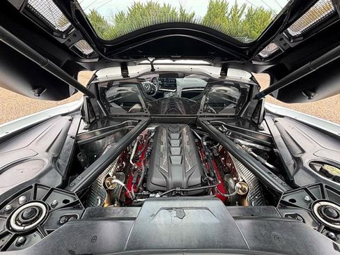 Used 2022 Chevrolet Corvette Stingray Coupe w/ 1LT image 31