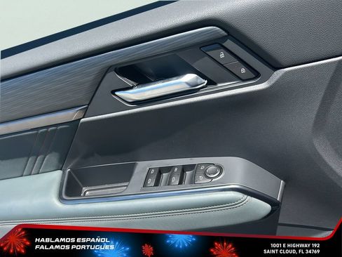 New 2026 GMC Acadia AT4 w/ Luxury Package AWD/4WD image 11