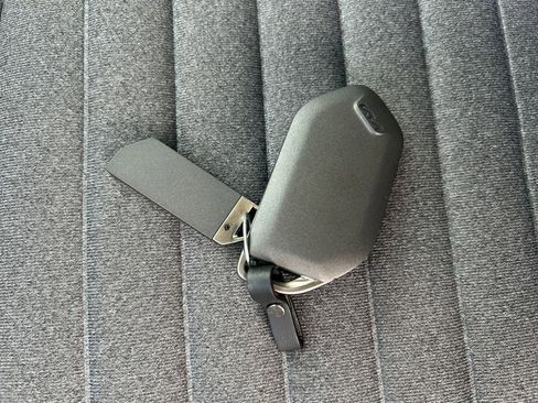 Used 2025 Kia K4 EX image 33