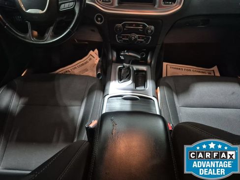 Used 2022 Dodge Charger SXT RWD image 39