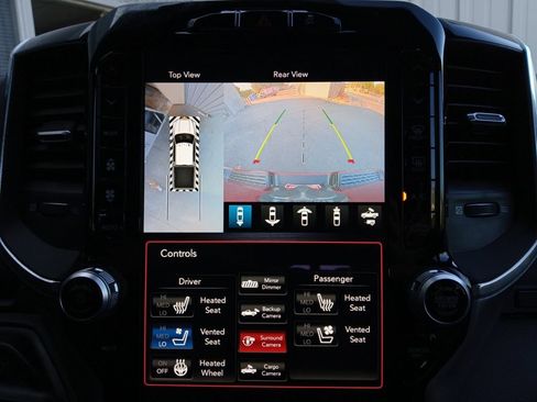 Used 2021 RAM 2500 Laramie w/ Night Edition AWD/4WD image 9