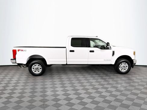 Used 2019 Ford F250 XLT w/ XLT Value Package AWD/4WD image 7