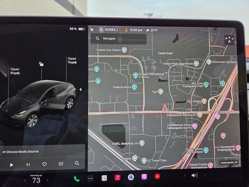 Used 2021 Tesla Model Y Long Range image 36