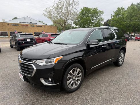Used 2020 Chevrolet Traverse Premier AWD/4WD image 1