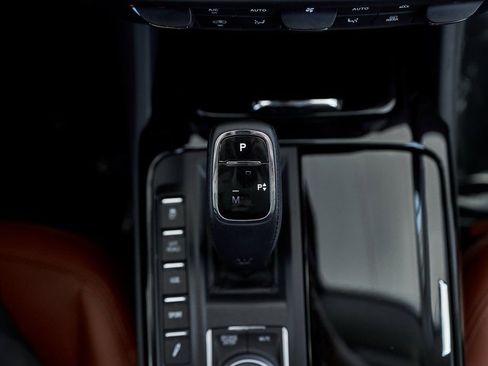 Used 2022 Maserati Levante GT image 44