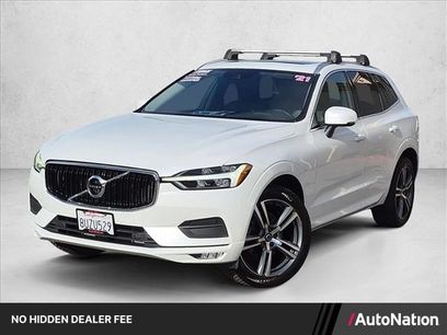 Used 2021 Volvo XC60 T5 Momentum w/ Premium Package