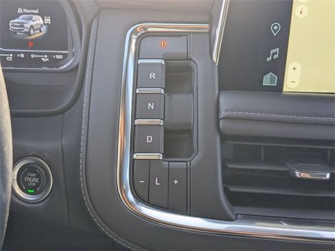 Used 2023 Chevrolet Tahoe Z71 image 20