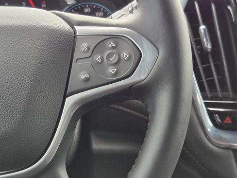 Used 2022 Chevrolet Traverse RS FWD image 28