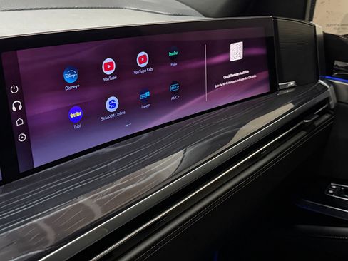 Certified 2025 Cadillac Escalade Sport w/ Touring Package AWD/4WD image 29