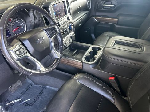 Used 2020 Chevrolet Silverado 1500 LT Trail Boss AWD/4WD image 9